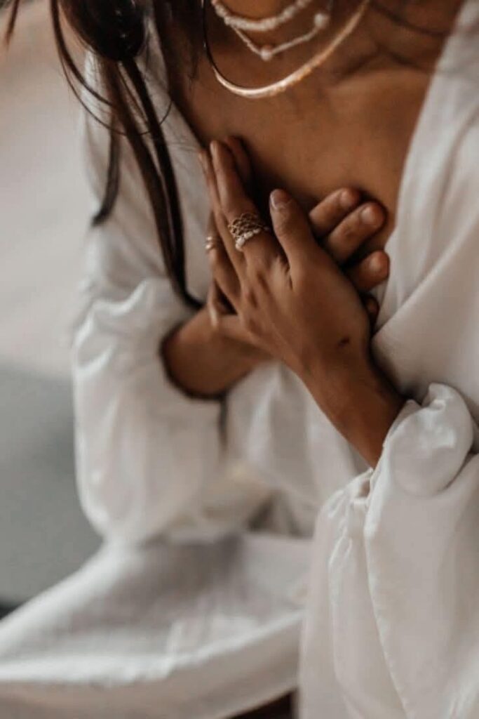 como ativar energia feminina